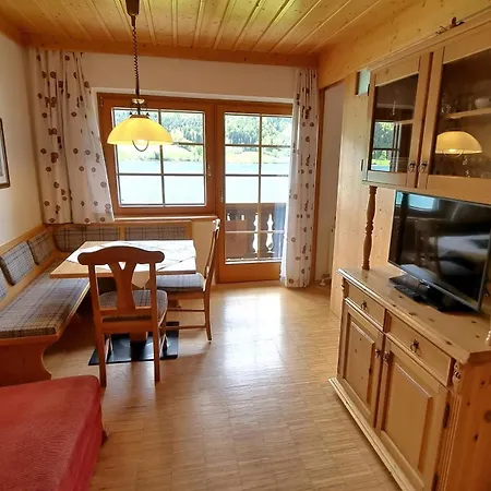 Ferienhof Obergasser und Bergblick Weissensee Zimmer foto