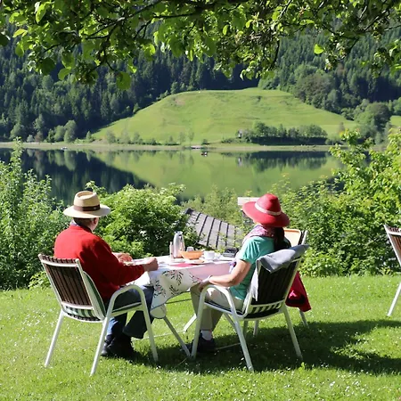 Ferienhof Obergasser und Bergblick Weissensee Exterior foto